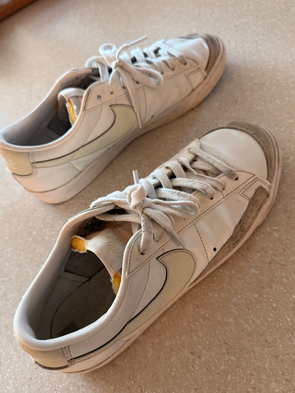 Nike White Low top Blazers